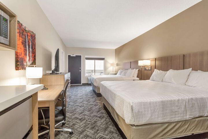 Room 21 of 69