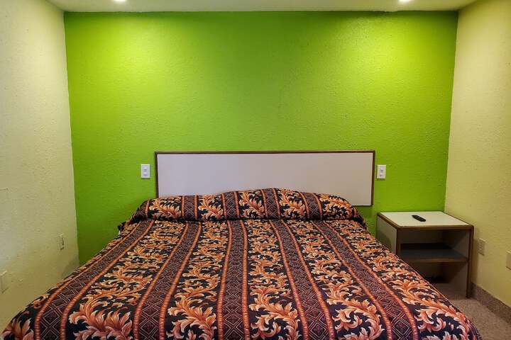 Travel Inn Motel