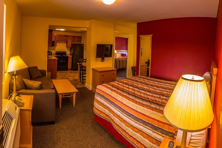 Room 34 of 69