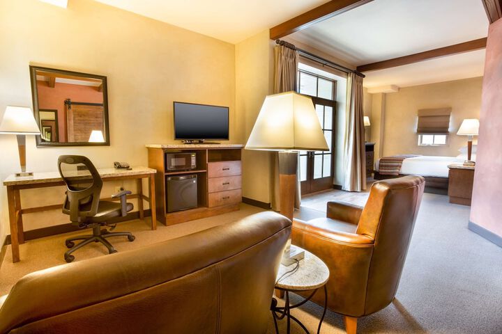 Room 56 of 110