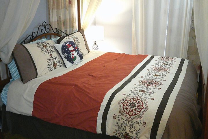 Room 76 of 154