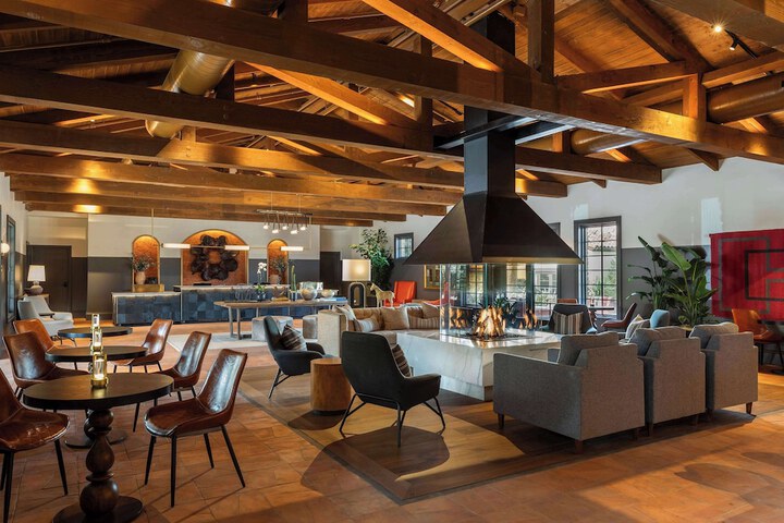 Estancia La Jolla Hotel & Spa