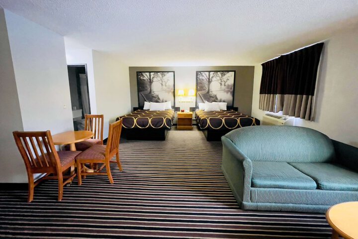 Room 57 of 65