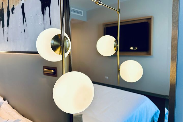 Room 42 of 57