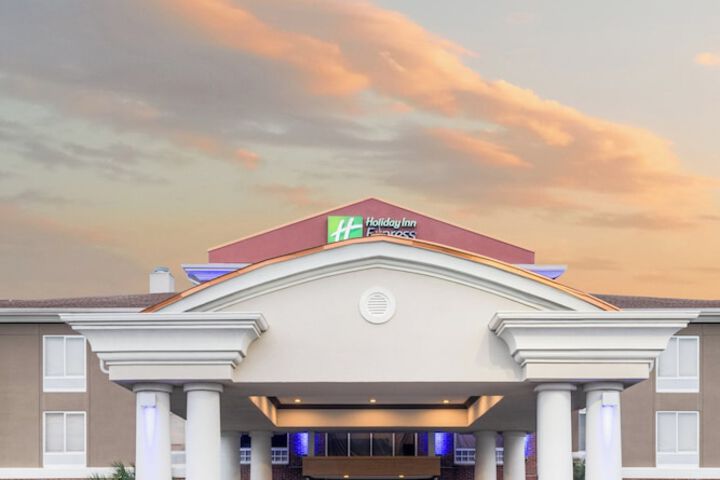 Hotel 12 of 67