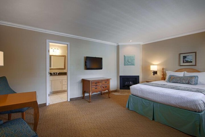 Carmel Bay View Inn