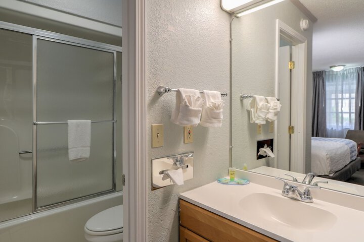 Room 21 of 27