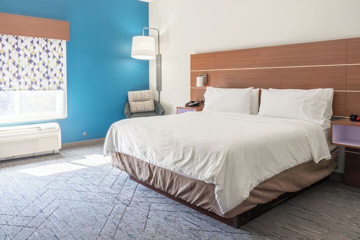 Holiday Inn Express Hotel & Suites a Lake Zurich-Barrington by IHG
