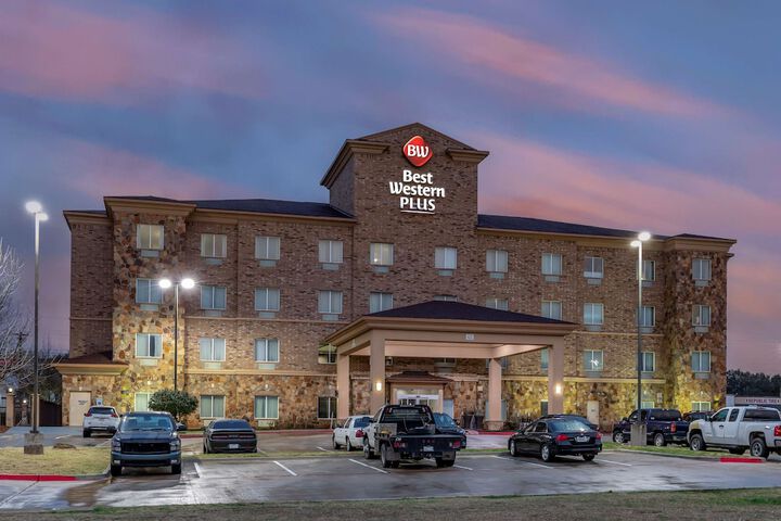 Hotel 2 of 25