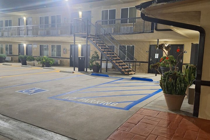 Hotel 5 of 21