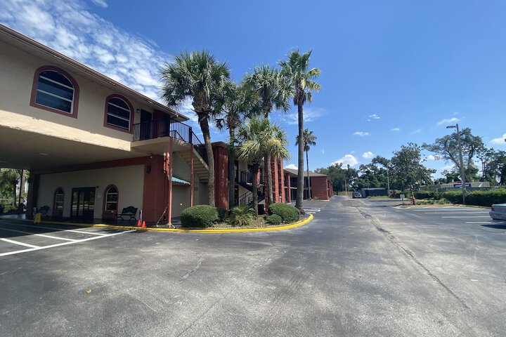 Hotel 3 of 27