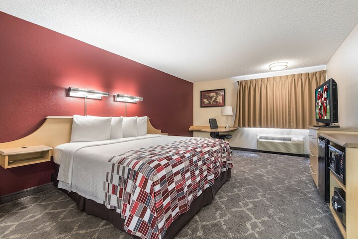 Room 17 of 35