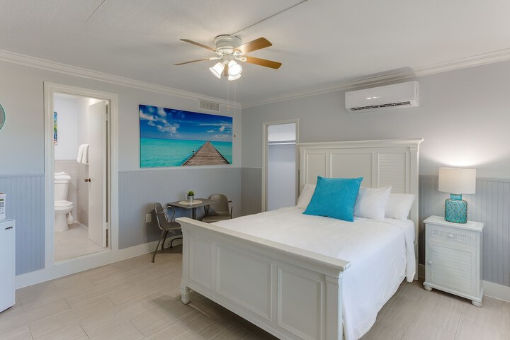Room 118 of 206