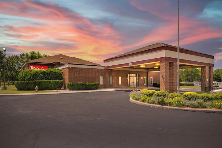 Red Roof Inn Gurnee - Waukegan