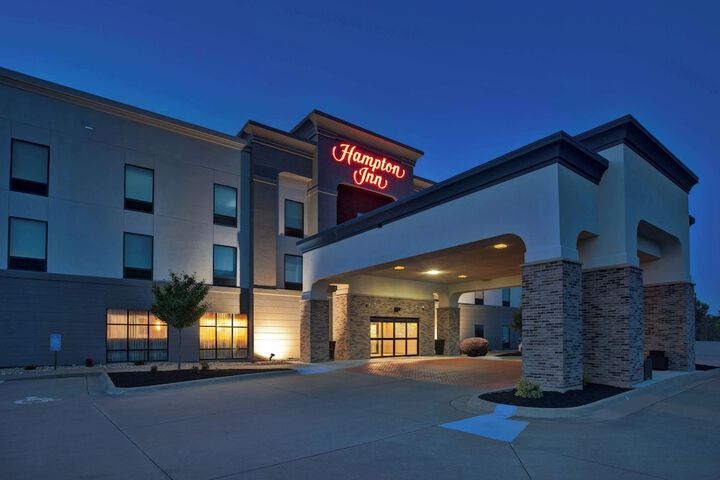 Hampton Inn Clinton IA