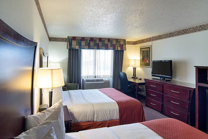 Room 12 of 41