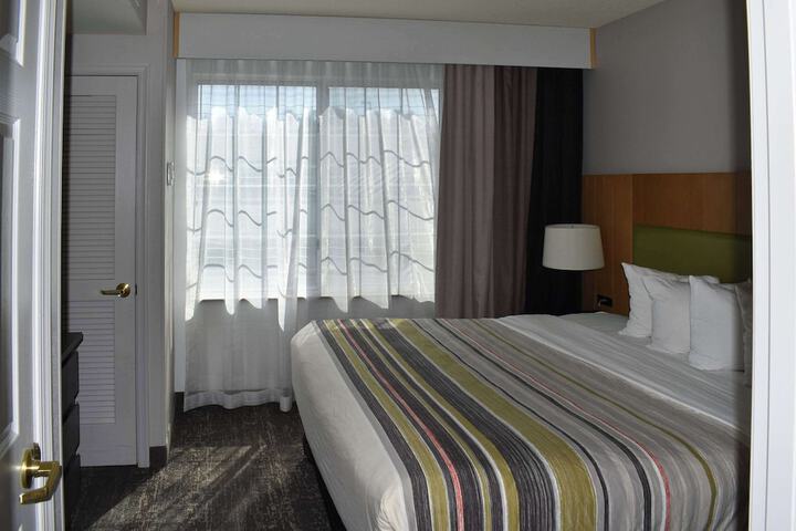 Country Inn & Suites by Radisson Hagerstown, MD