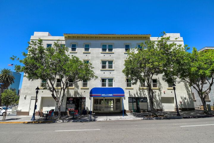 Hotel 5 of 44