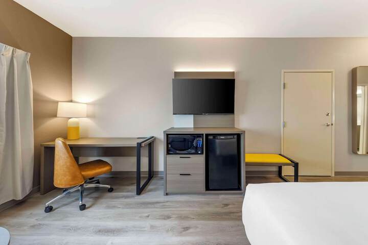 Room 20 of 40