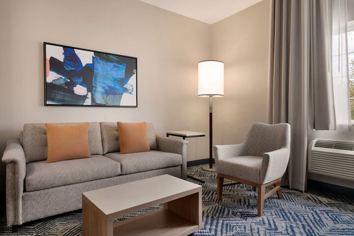 Room 17 of 41
