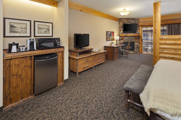 bantr Grand Hotel Wausau - Rothschild