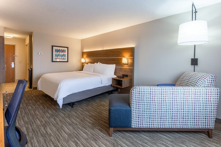Holiday Inn Express & Suites OFallon / Shiloh by IHG
