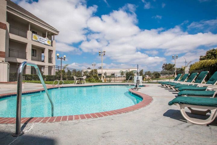 Pool 6 of 49