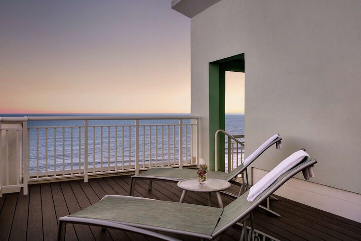 Hilton Ocean City Oceanfront Suites