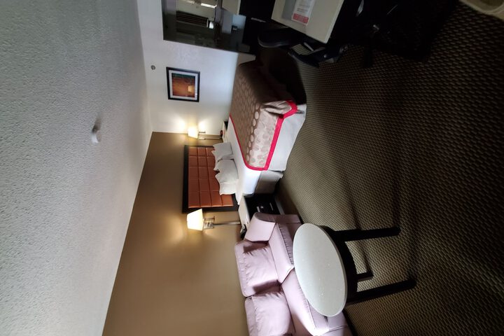 Room 19 of 55