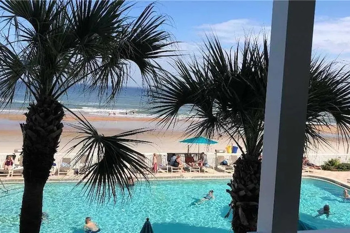 Daytona Beach Resort 212 - One Bedroom Condo