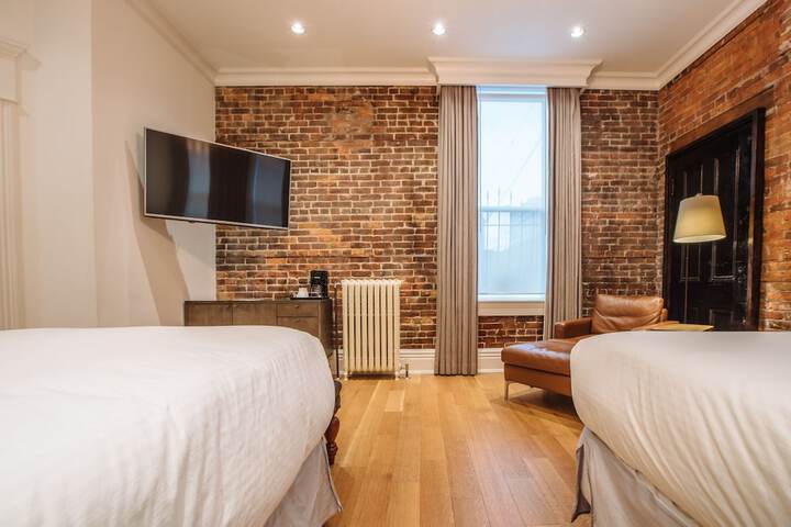 Room 48 of 119