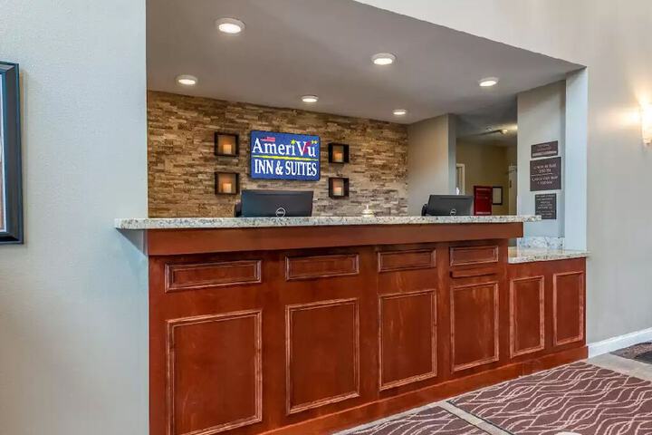 AmeriVu Inn and Suites - Chisago City