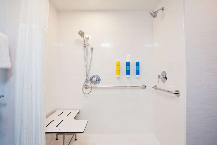 Room 18 of 45