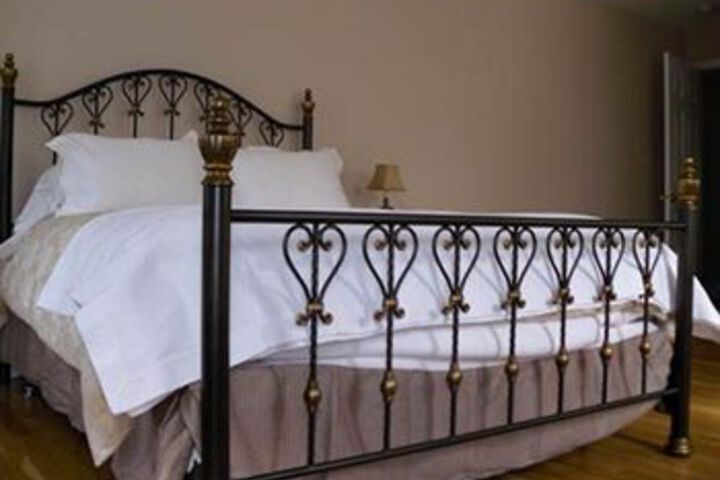 The Shearwater Inn