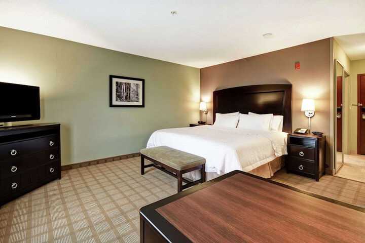 Room 42 of 97