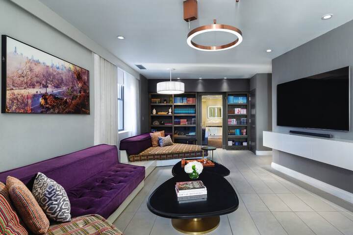 Dream Midtown by Hyatt