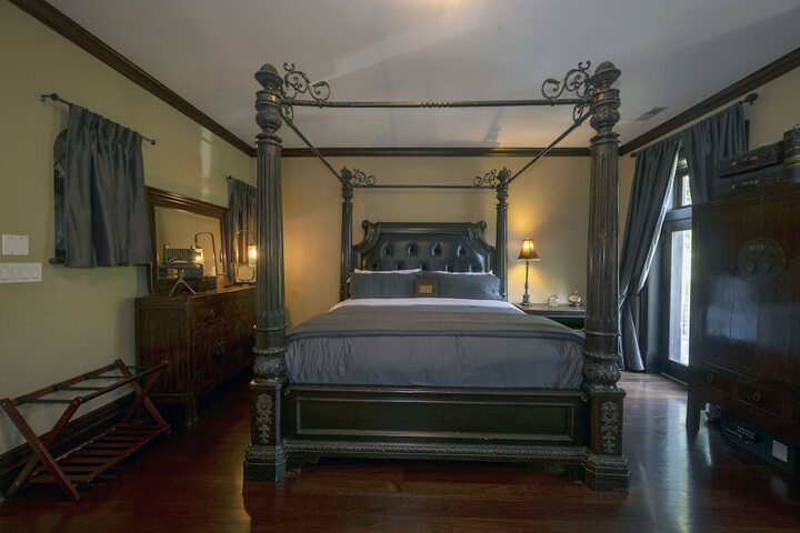 Room 30 of 119