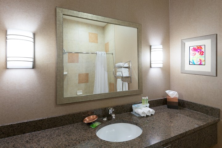 Holiday Inn Express Vernal-Dinosaurland by IHG