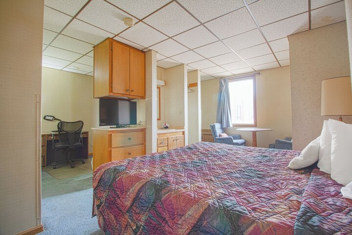 Room 60 of 65