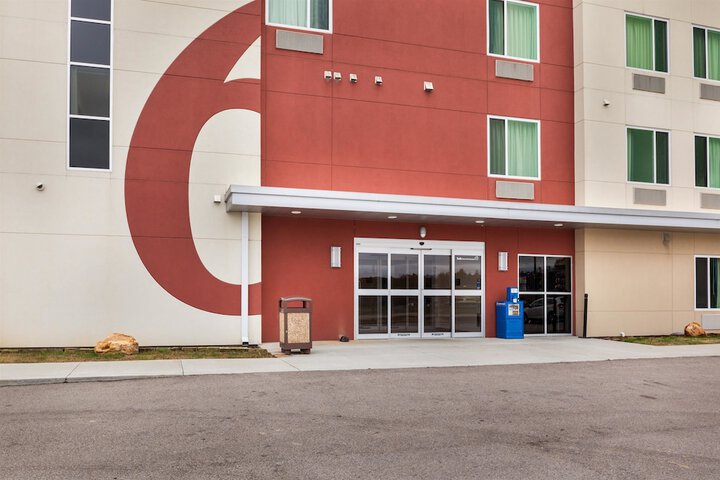 Hotel 3 of 81