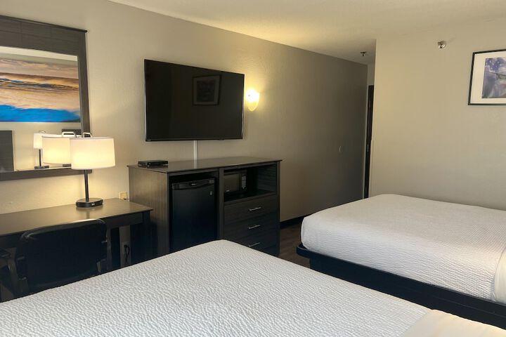 Room 14 of 42