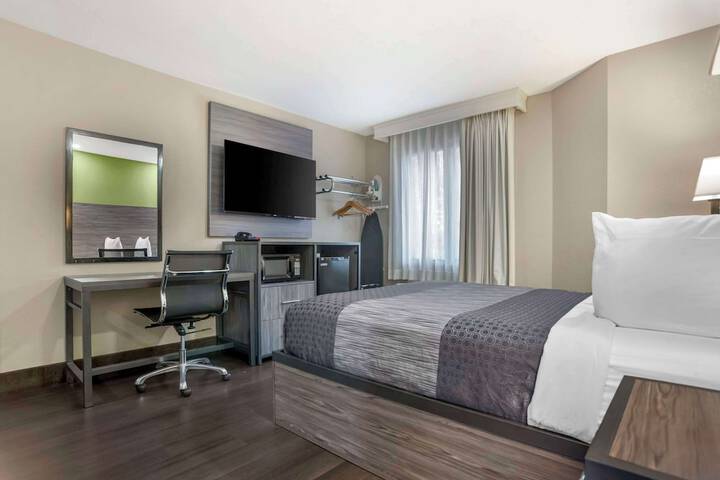Room 15 of 29