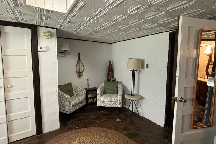 Folkestone Inn