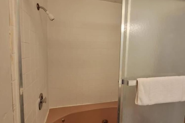 Daniels Motel
