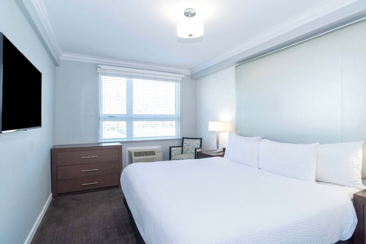 Room 22 of 45