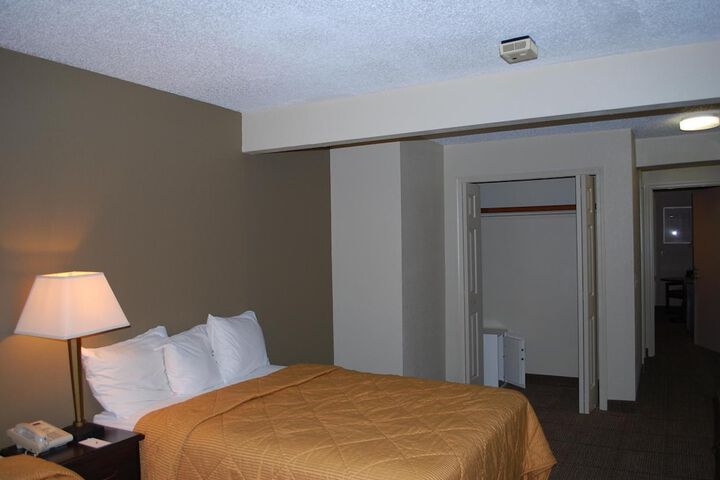 Room 19 of 35