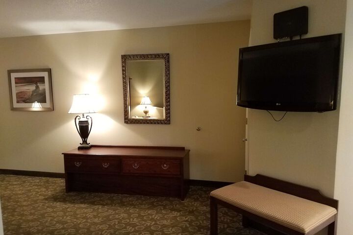 Room 16 of 48