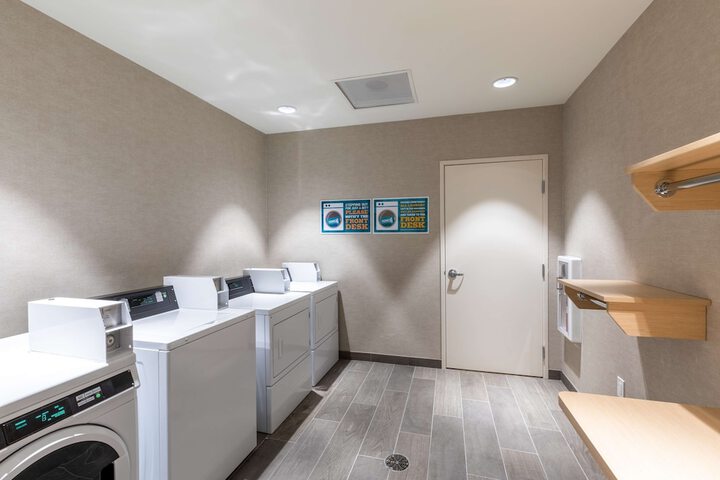 Home2 Suites by Hilton Midland East