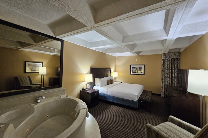 Room 29 of 61