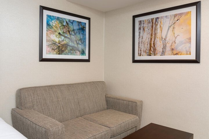 Doubletree by Hilton Pleasant Prairie Kenosha